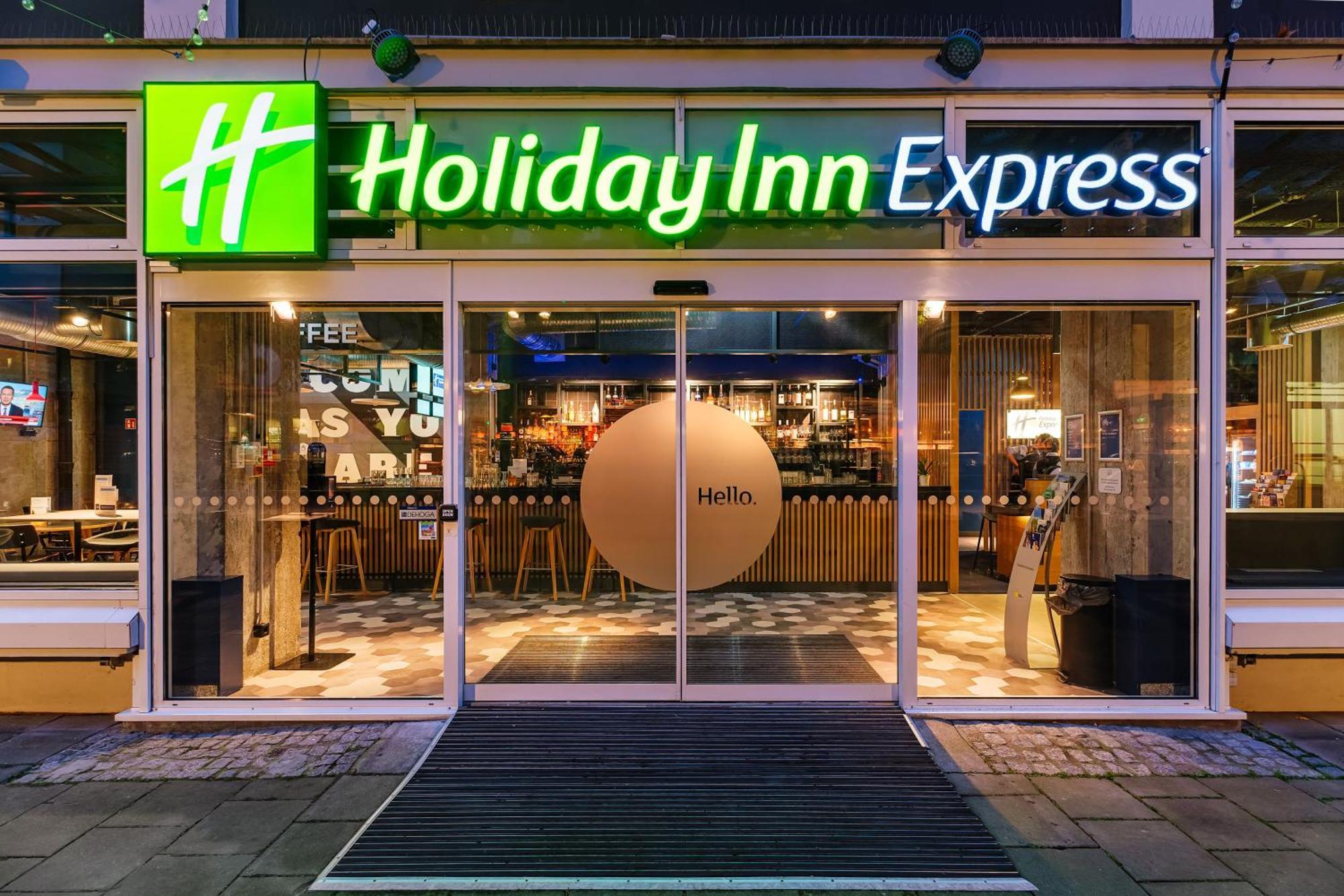 Holiday Inn Express Dresden Zentrum, An Ihg Hotel Zewnętrze zdjęcie